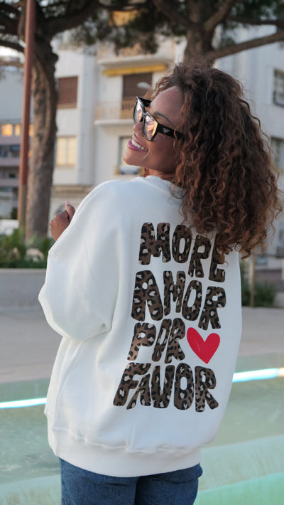 White "More Amor Por Favor" leopard sweatshirt