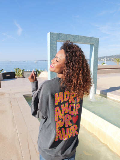 Grey "More Amor Por Favor" sweatshirt