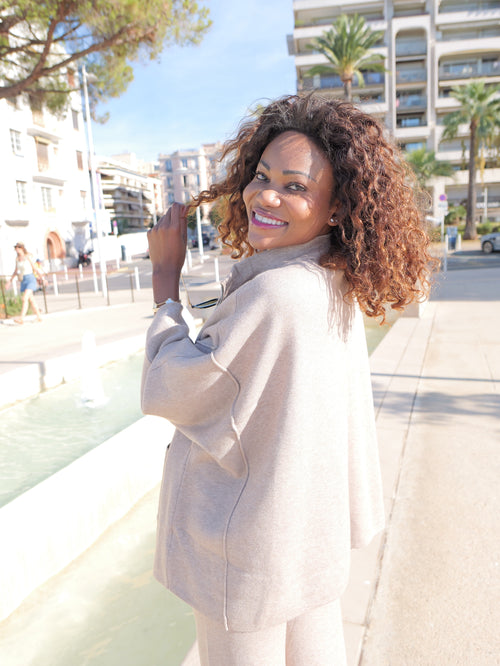 Ensemble beige chic et confortable