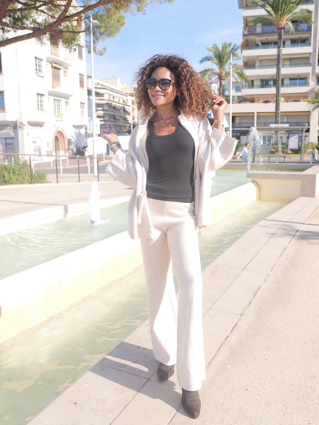 Chic and comfortable ecru set
