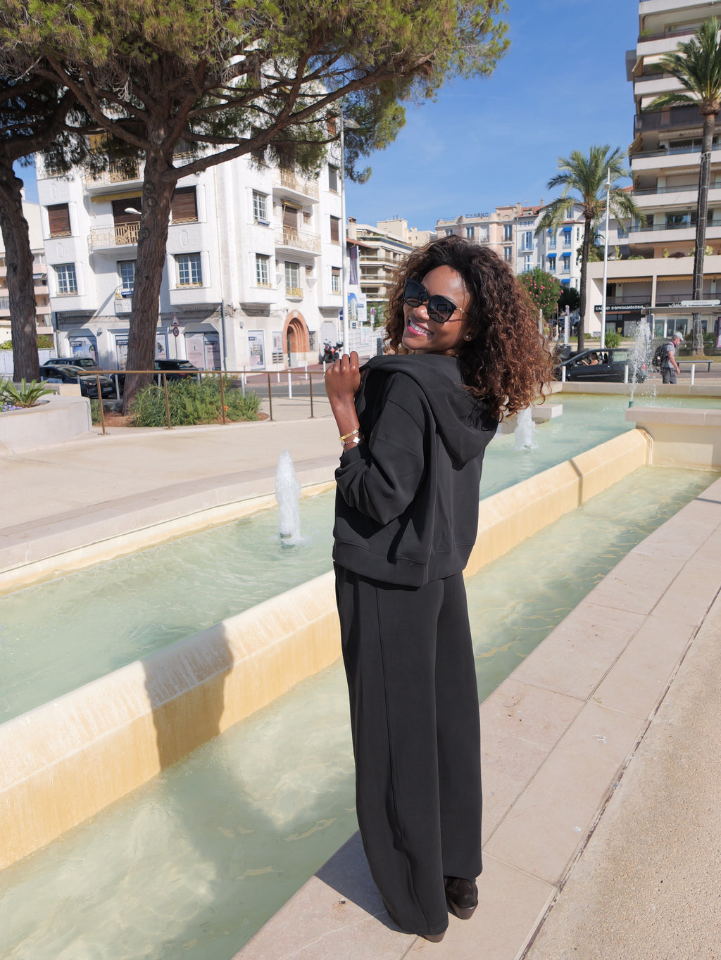 Flowy black trousers