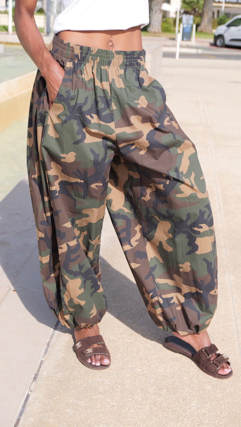 Camouflage Cargo Pants – Casual Chic