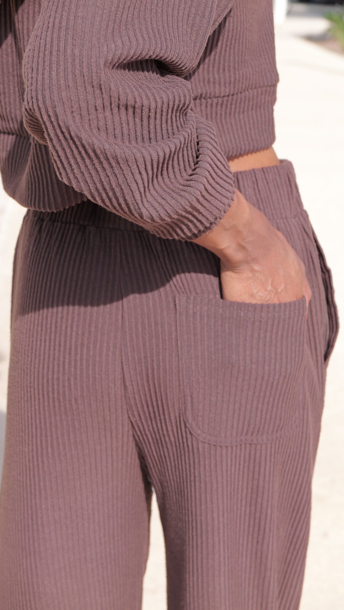 Chocolate corduroy-effect wide-leg trousers