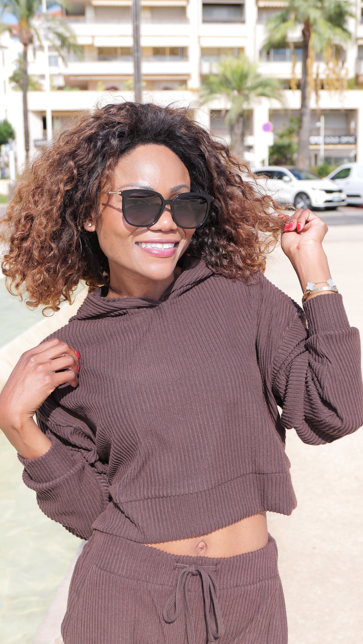 Chocolate corduroy-effect cropped hoodie